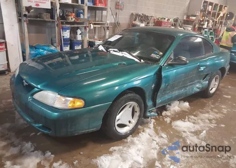 1996 Ford Mustang z USA, uszkodzony, nr VIN 1FALP4045TF119687